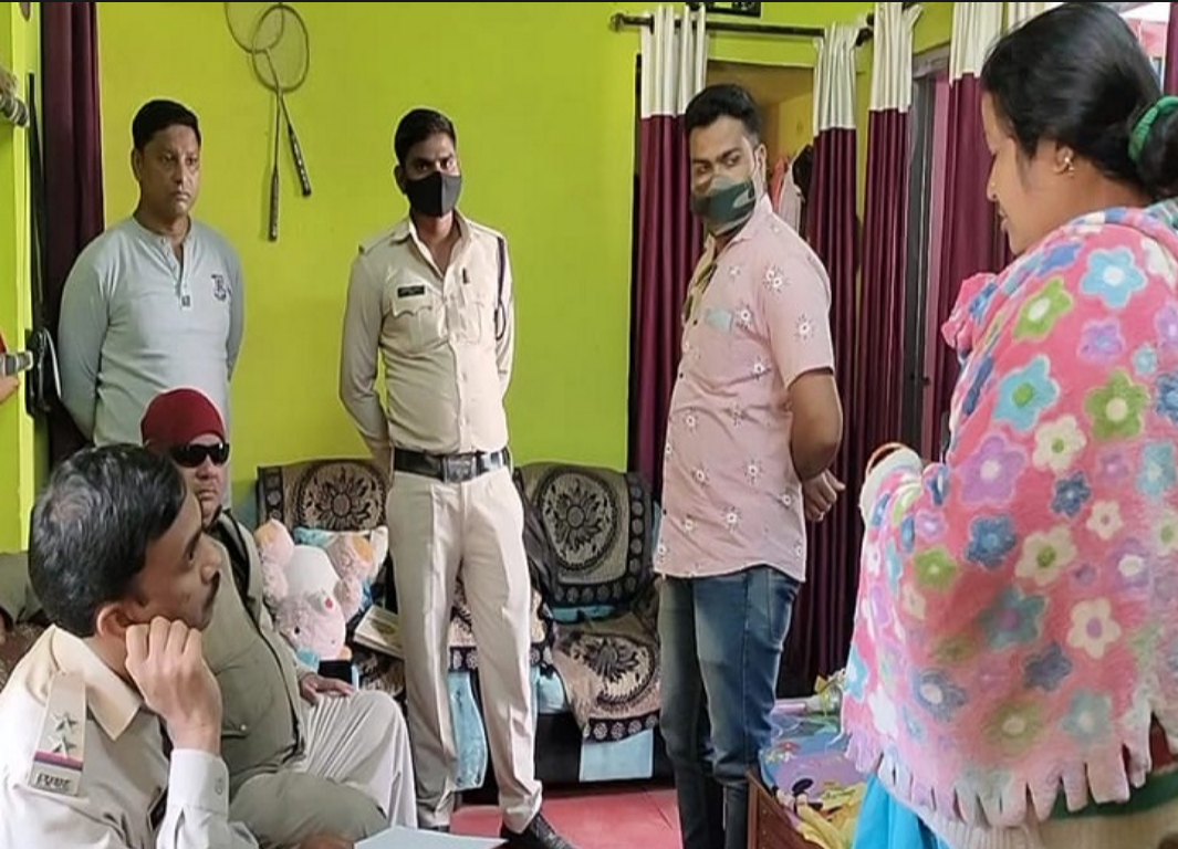 बिलासपुर गर्लफ़्रेंड के उकसाने पर उसके पुराने प्रेंमी को मारा चाकू युवक ,युवती को किया गया गिरफ्तार 