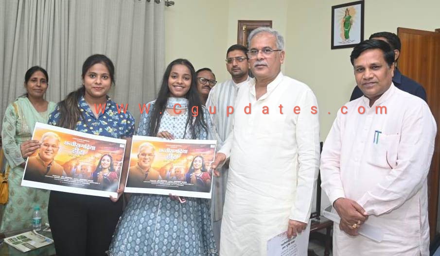 मुख्यमंत्री से जस गीत गायिका जसमीत कौर ने की सौजन्य मुलाकात