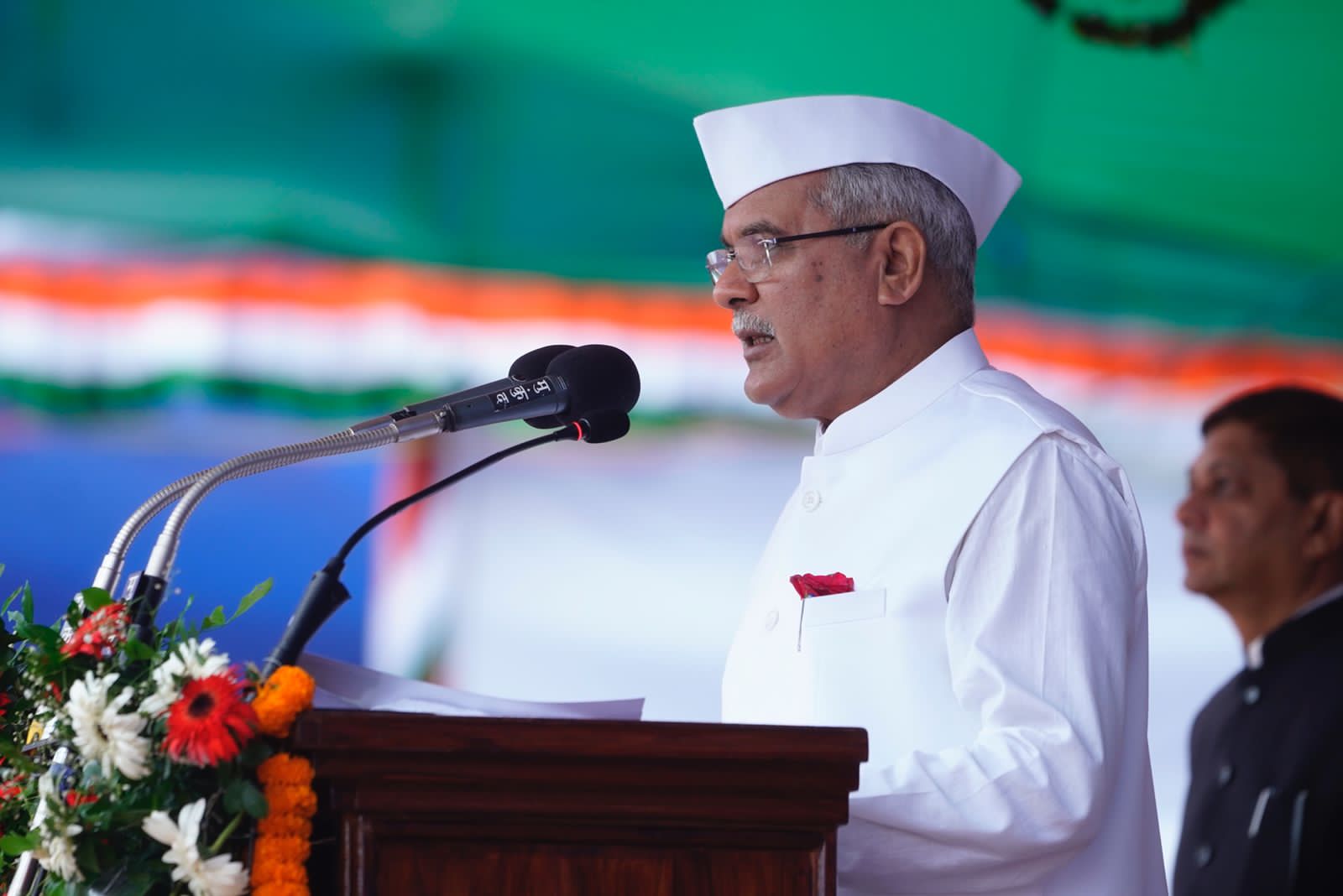 छत्तीसगढ़ में अगले सत्र तक 422 नए स्वामी आत्मानंद स्कूल औऱ इनमें 252 सरगुजा- बस्तर संभाग में ,  स्वतंत्रता दिवस पर मुख्यमंत्री ने की घोषणा