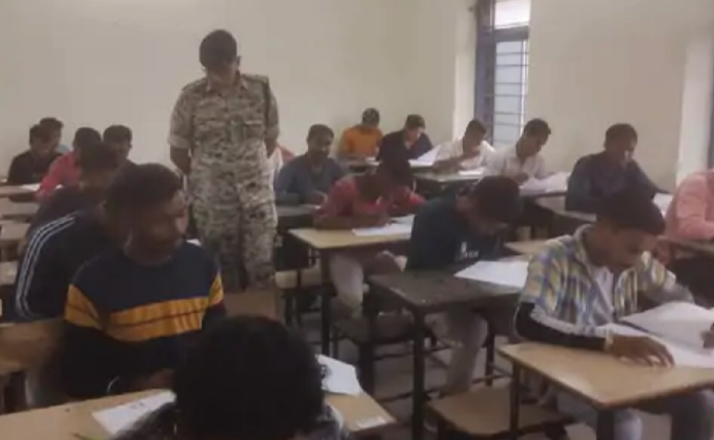 बस्तर फाइटर्स फोर्स भर्ती परीक्षा का रिजल्ट जारी : सातों जिले के 2100 पदों के लिए परिणाम घोषित , नक्सल ऑपरेशन में बड़ा फायदा मिलने की उम्मीद