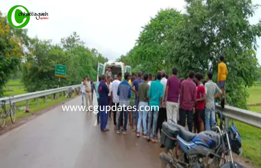 बालोद में भीषण सड़क हादसा : दो बाइक की आमने - सामने टक्कर , एक व्यक्ति की मौत , 4 घायल