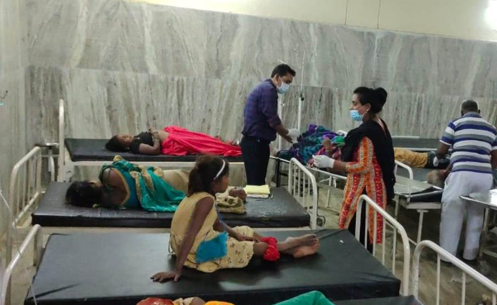 बेटी की शादी कर लौट रहे परिवार का एक्सीडेंट दुल्हन की माँ बड़ी माँ सहित 3 की मौत 20 से ज्यादा घायल....