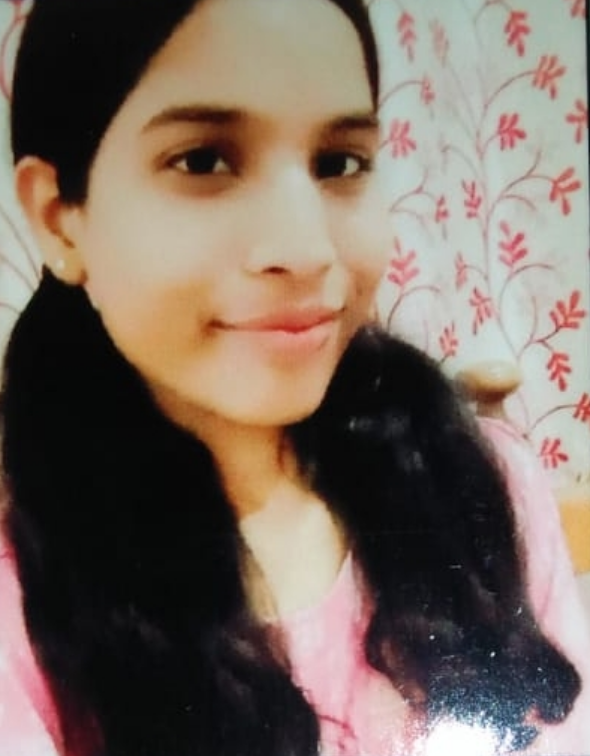 छत्तीसगढ़ - नकल करते पकड़ी गई बीएससी की छात्रा,शर्मिंदगी में फाँसी लगाकर कर ली आत्महत्या