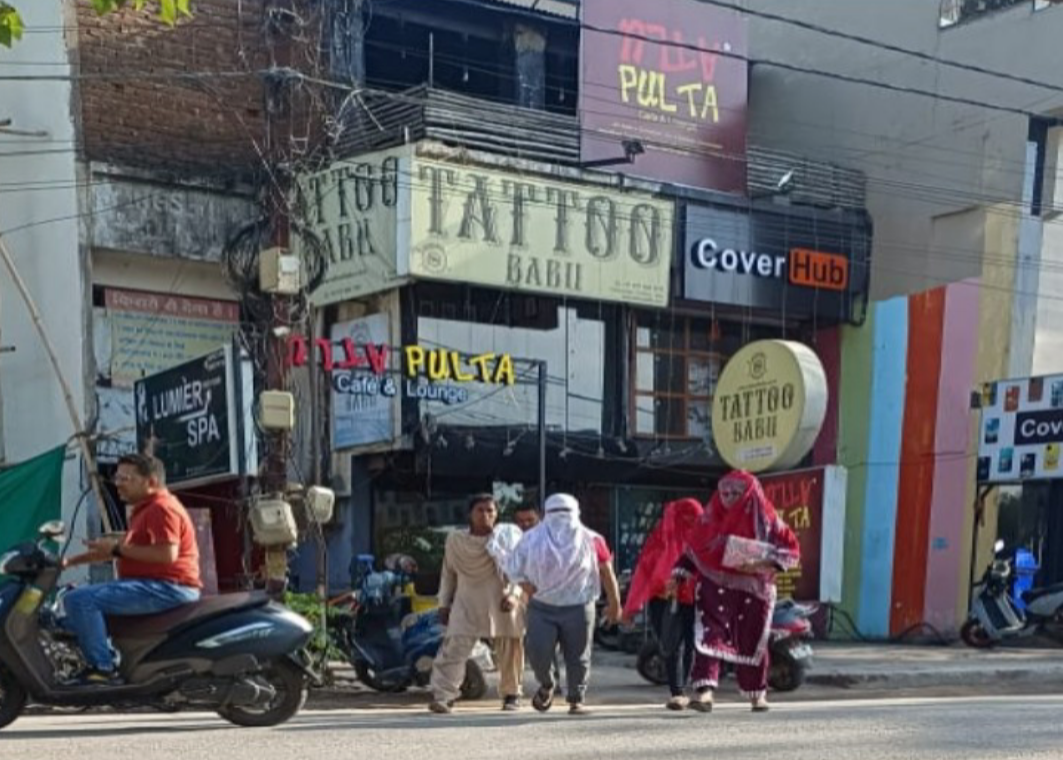 रायपुर शहर के बीचों बीच स्पा सेंटर के आड़ में चल रहा था सैक्स रैकेट, पुलिस ने एक साथ कई जगह मारा छापा