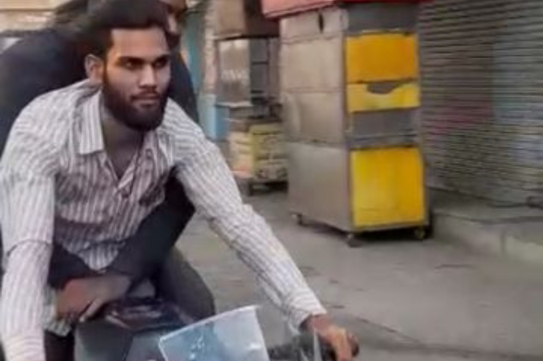 OLX में ऐड देख टेस्ट ड्राइव के बहाने स्पोर्ट्स बाइक चोरी करने वाला आरोपी रायगढ़ से हुआ गिरफ्तार...