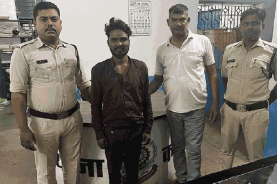 5 साल के बेटे की मौत का बदला लेने छात्र का मर्डर,गमछे  से गला घोंट के की हत्या फिर घने जंगल मे फेक दी लाश....ये है पूरा मामला