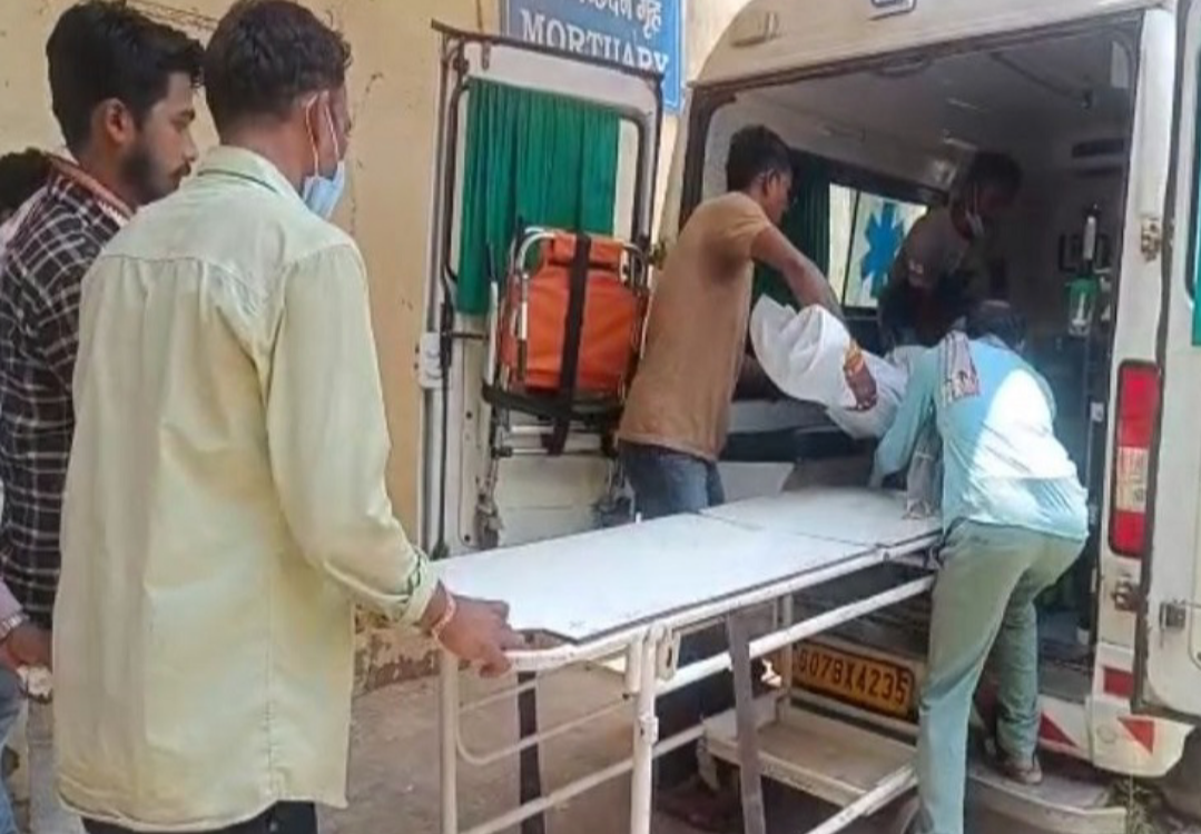 10 हजार रुपए नहीं देने पर वेंटिलेटर से बाहर किया तड़प-तड़पकर नवजात की गई जान,डाक्टरों की बड़ी लापरवाही...माँ ने भी तोड़ा दम