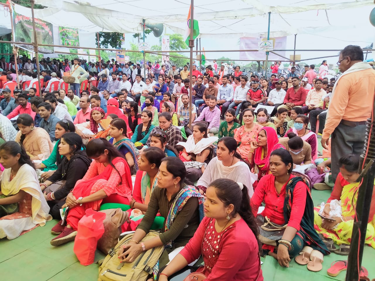 'अब नहीं तो कब' की थीम पर सविंदा कर्मचारी करेंगे विरोध-प्रदर्शन, कर्मचारी बोले सरकार ने नही निभाया ,वादा 15 मई से निकलेगी संविदा नियमितीकरण' रथ यात्रा...