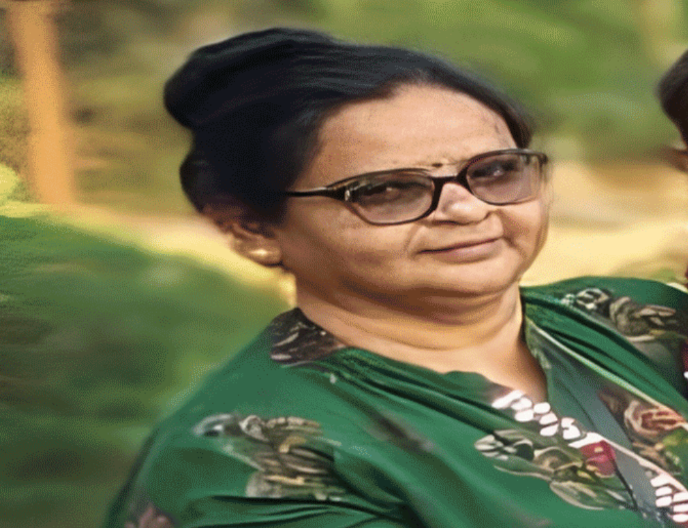 धमतरी चलती स्कूटी के सामने आया बंदर, ड्यूटी जा रही नर्स की मौत....बेलेंस बिगड़ने से हुआ हादसा