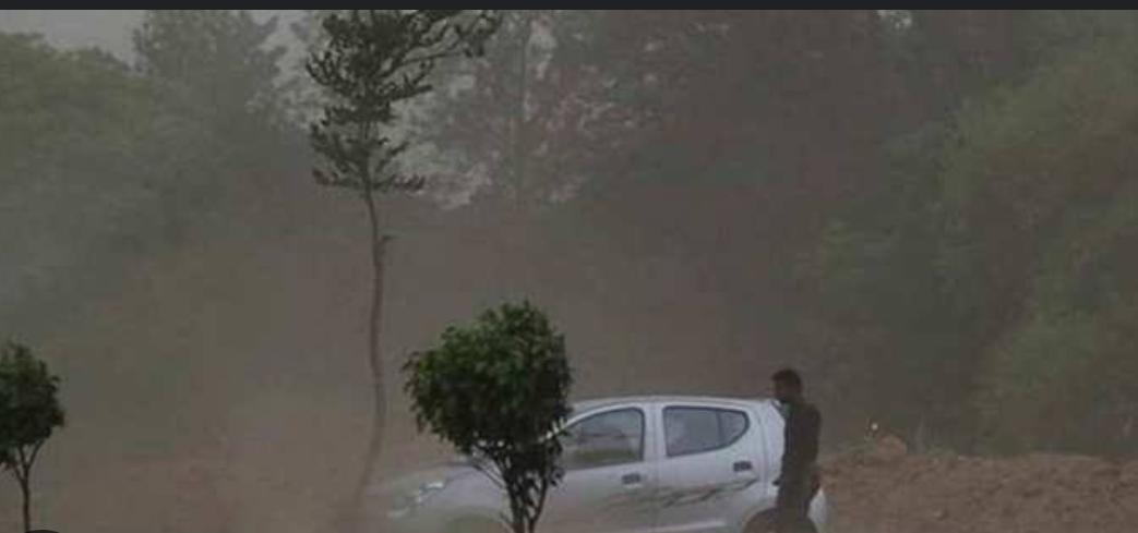 छत्तीसगढ़ मौसम का बदलेगा मिजाज पप्रदेश के कुछ जिलों में अगले 3 घंटो में आँधी तूफान चलने की चेतावनी...तेज चमक गरज के साथ पड़ेगी बौछारें