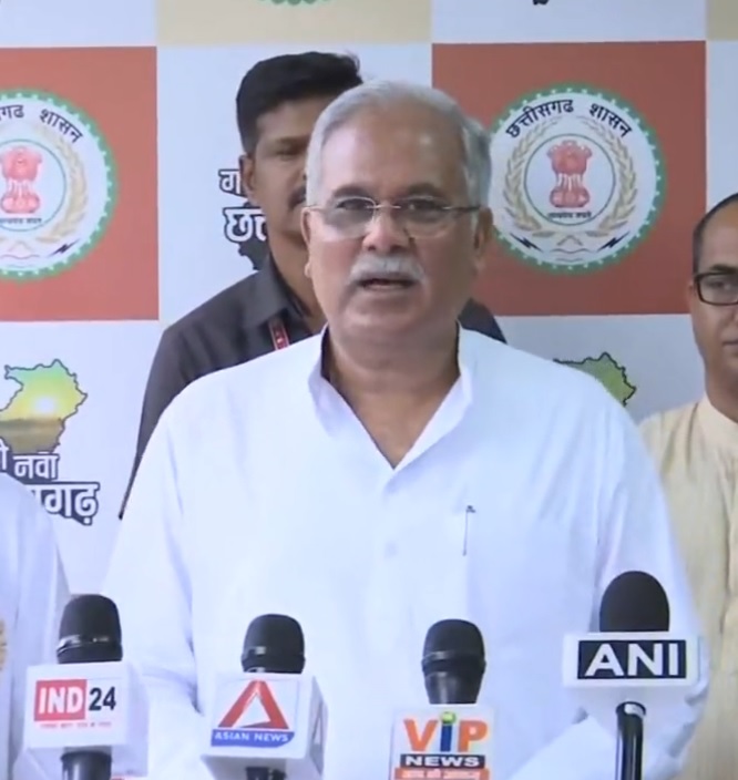 3 पहियों वाली ऑटो रिक्शा बन गई है महाराष्ट्र सरकार: भूपेश बघेल