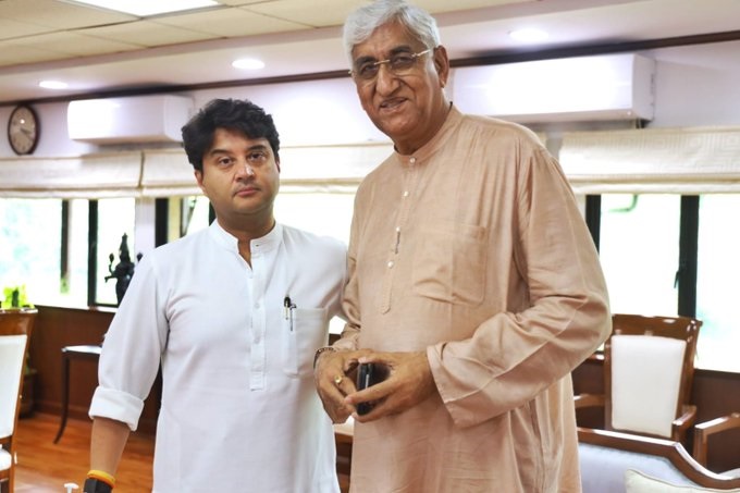 दिल्ली में केंद्रीय उड्डयन मंत्री से मिले डिप्टी सीएम टीएस सिंहदेव, इस विषय पर हुई चर्चा