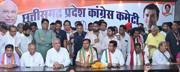 अबकी बार 75 पार करने के लिए करना होगा 18 घंटे काम &ndash; दीपक बैज