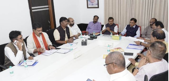 CG में भाजपा के लिए कांग्रेस चुनौती नहीं, निकाल देंगे हवा : मनसुख मंडाविया