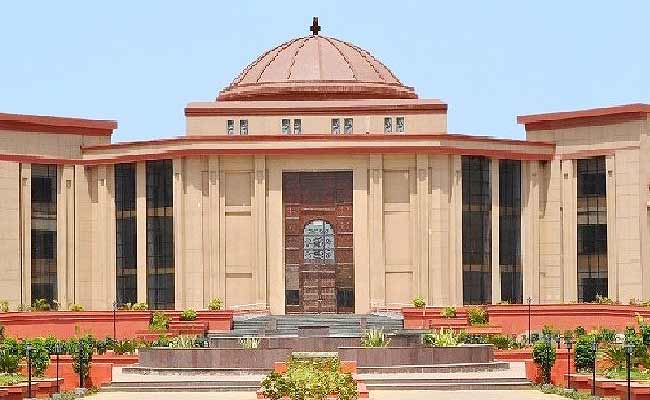 Bilaspur High Court: पुलिस विभाग में शुरू होगा तबादलों का दौर, सरकार ने इसे लेकर उठाया महत्वपूर्ण कदम