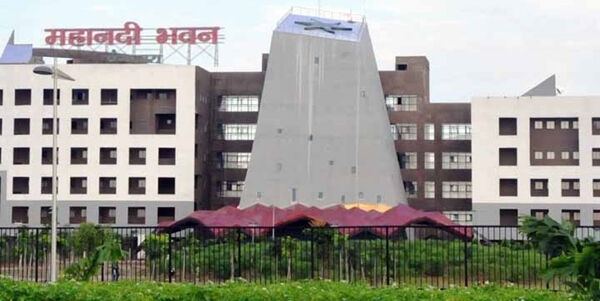 1 IAS सहित 3 को मिला अतिरिक्त कार्यभार...देखें जारी आदेश..!!