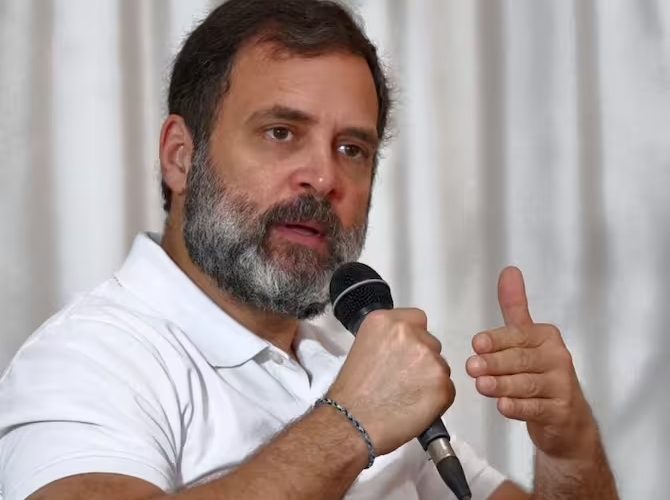 सांसद राहुल गांधी ने &lsquo;विश्व आदिवासी दिवस&lsquo; के अवसर पर आदिवासियों के लिए सक्रिय रूप से काम करने के लिए छत्तीसगढ़ सरकार को दी बधाई