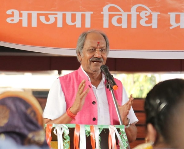 हार के डर से मुख्यमंत्री बघेल की बढ़ी बेचैनी : बृजमोहन