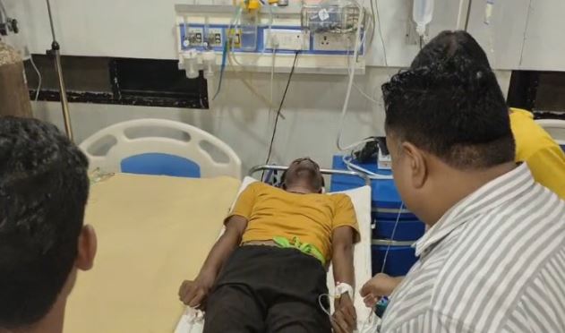 पूर्व सरपंच महेश गोटा की हालत गंभीर, एयरलिफ्ट कर किया गया दिल्ली रिफर, नक्सलियों ने अपहरण कर की थी हत्या की कोशिश