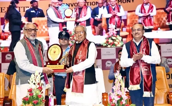 नवाचार, रचनात्मकता और आजीवन सीखने की भावना होनी चाहिए विद्यार्थियों में : विश्वभूषण हरिचंदन