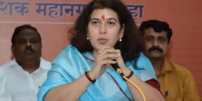 कांग्रेस पर बीजेपी नेत्री सरोज पांडेय का बड़ा हमला-जनता के पैसे उड़ाकर कांग्रेस भरोसा नहीं जीत सकती