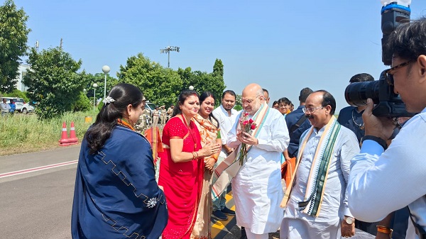केंद्रीय गृह मंत्री अमित शाह पहुंचे छत्तीसगढ़, रायपुर से राजनांदगांव के लिए हुए रवाना