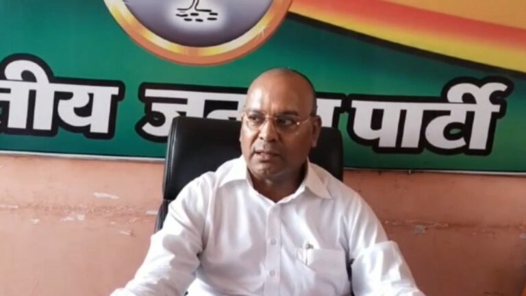 अजय चंद्राकर ने मुख्य चुनाव आयुक्त को लिखा आरोप पत्र , कहाँ मतदान केंद्रों को अति संवेदनशील घोषित करने की मांग