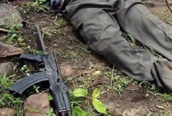 छत्तीसगढ़ में पुलिस-नक्सली मुठभेड़, जवानों ने 2 नक्सलियों को किया ढेर