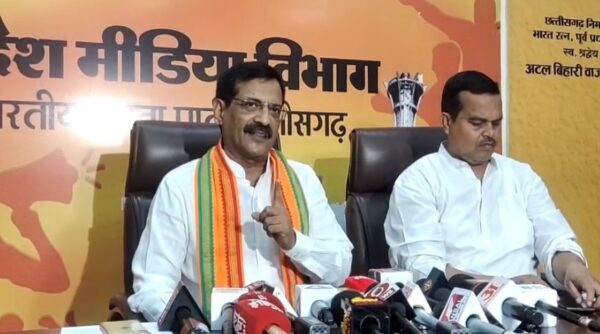 भाजपा नेता की हत्या : बीजेपी ने कांग्रेस पर हमला बोला, कहा &ndash; टारगेट किलिंग के साथ सुपारी किलिंग भी शुरू