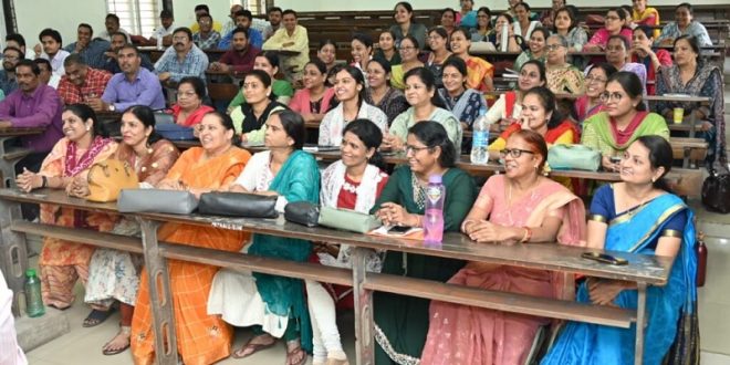 रायपुर उत्तर व पश्चिम विधानसभा में निर्वाचन होगा महिला अफसरों के जिम्मे, ऑब्जर्बर से लेकर पोलिंग अफसर तक