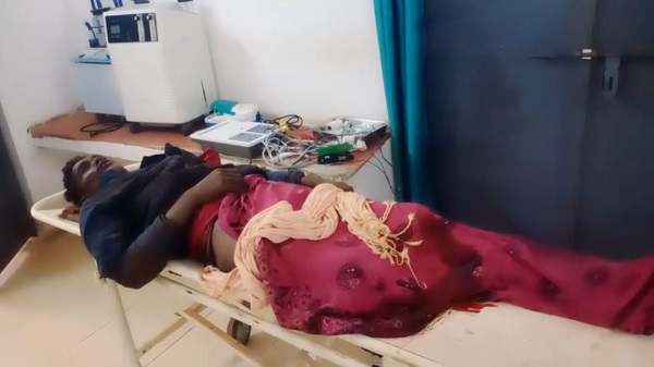 छत्तीसगढ़ में नक्सलियों द्वारा लगाए आईईडी ब्लास्ट की चपेट में आने से 2 मजदूरों की मौत, एक घायल