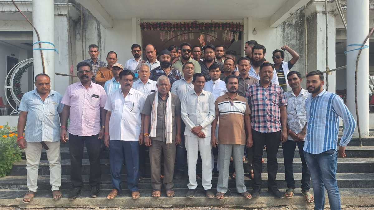 पार्टी के खिलाफ कार्य, दर्जनों कार्यकर्ता निष्कासित...इतने साल के लिए पार्टी ने दिखाया बाहर का रास्ता&hellip;