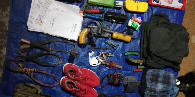 जिला दन्तेवाड़ा एवं सुकमा के सरहदी क्षेत्र ग्राम बड़ेपल्ली एवं परलगट्टा के जंगल-पहाड़ी से माओवादियों का डम्प सामाग्री हुआ बरामद