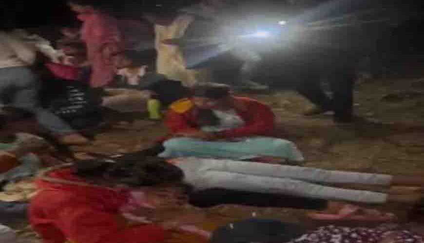 BREAKING: मैनपाट में दर्दनाक सड़क हादसा : पिकनिक मनाने गए स्कूली बच्चों से भरी बस पलटी, कई घायल, मची चीख-पुकार