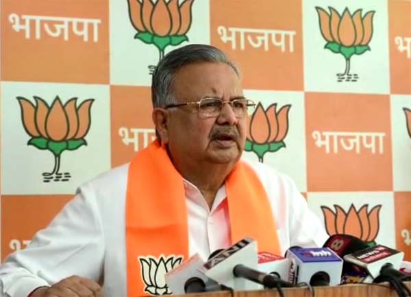 विधानसभा अध्यक्ष पद के लिए डॉ. रमन सिंह ने भरा नामांकन, साथ रहें CM और डिप्टी सीएम