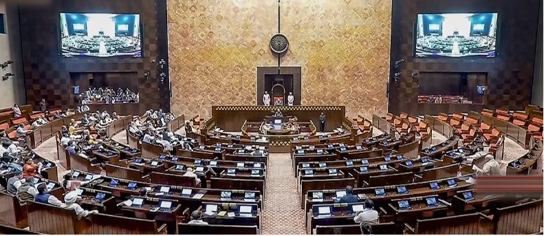 दीपक बैज हुए लोकसभा से निलंबित , सदन से अब तक 100 सांसदों का हो चूका है निलंबन