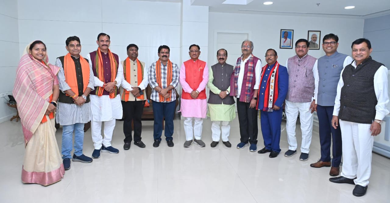 बड़ी खबर छत्तीसगढ़ के शिक्षा एवं उच्च शिक्षा विभाग मिला बृजमोहन अग्रवाल को  ,वही ओपी चौधरी बने वित्त वाणिज्यि विभाग देखे पूरी लिस्ट 