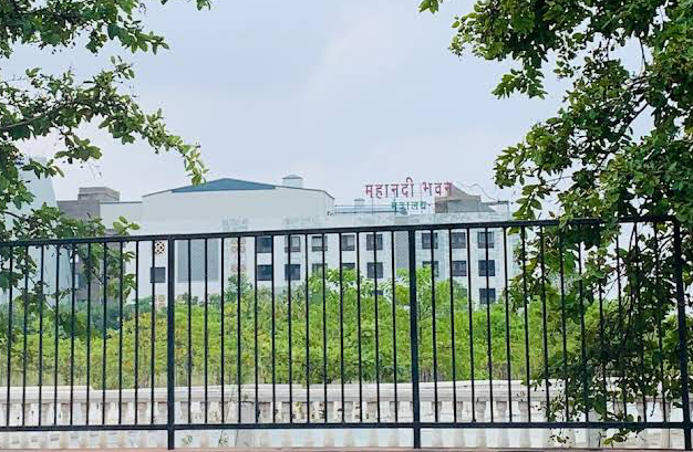 छत्तीसगढ़ में 14 IAS अफसरों का प्रमोशन: नई सरकार में मनोज पिंगुआ, ऋचा, निधी छिब्बर और विकासशील को मिला पदोन्नति, आदेश जारी&hellip;