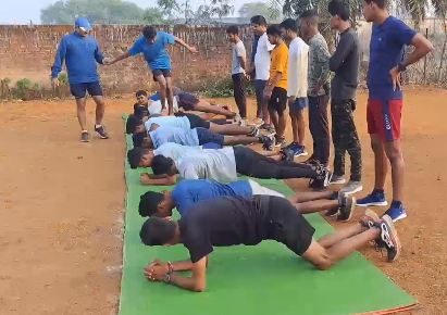 Agniveer: अग्निवीर और सेना में भर्ती के लिए यहां कराई जा रही तैयारी, रिटायर्ड फौजी बता रहे सफलता के गुण