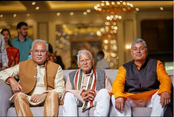CG BREAKING: छत्तीसगढ़ के पूर्व मुख्यमंत्री  भूपेश बघेल के पिता का निधन, लम्बे समय से अस्पताल में थे भर्ती 