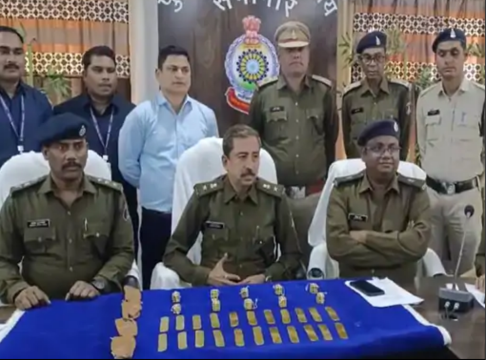 छत्तीसगढ़ के इस इलाके में लग्जरी कार सवार 5 लोगों के पास मिला 5 करोड़ का सोना... देखे पूरी खबर