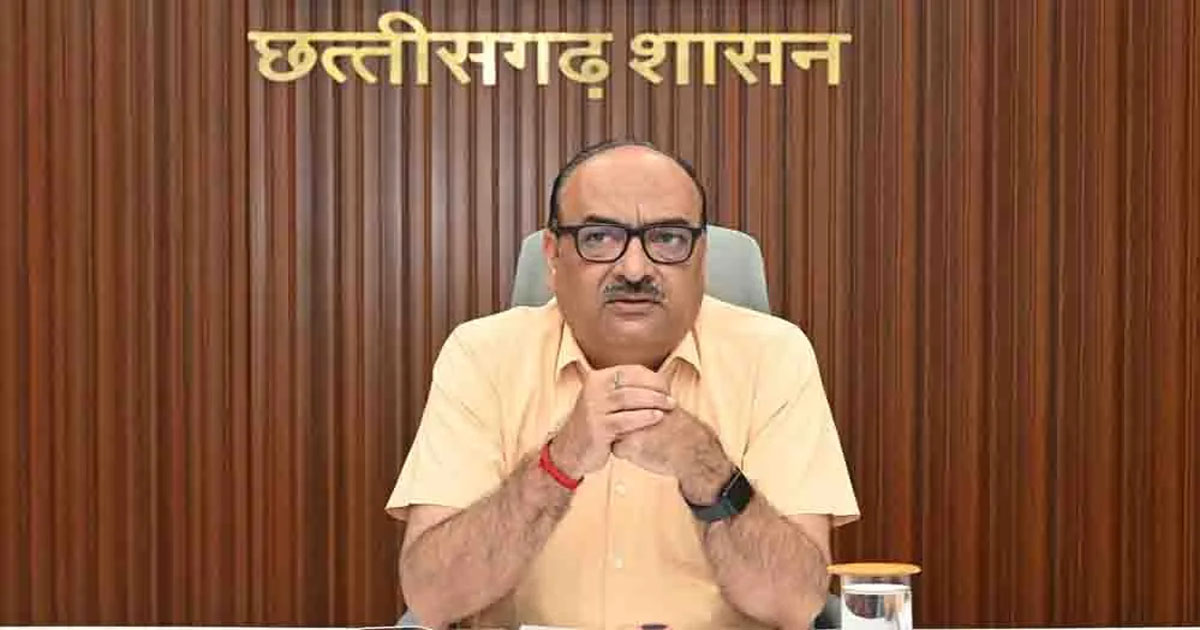 शासकीय योजनाओं के क्रियान्वयन और निर्माण कार्यों में लाई जाए तेजी : मुख्य सचिव