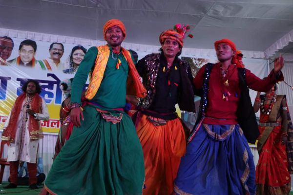 कोरिया : अमृतधारा महोत्सव : विधानसभा अध्यक्ष डॉ चरणदास महंत होंगे मुख्य अतिथि... &rsquo;पारम्परिक खेल, छत्तीसगढ़ी व्यंजन प्रतियोगिता, लोक एवं स्थानीय कलाकारों की होगी प्रस्तुति&rsquo;.. 