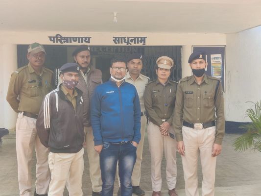 कोरिया| दसवीं की छात्रा को गुरूजी करते थे अश्लील मैसेज, डरी छात्रा ने माँ को बताई पूरी कहानी 24 घण्टे के भीतर गुरूजी को बैकुंठपुर पुलिस ने किया सलाखों के पीछे&hellip;