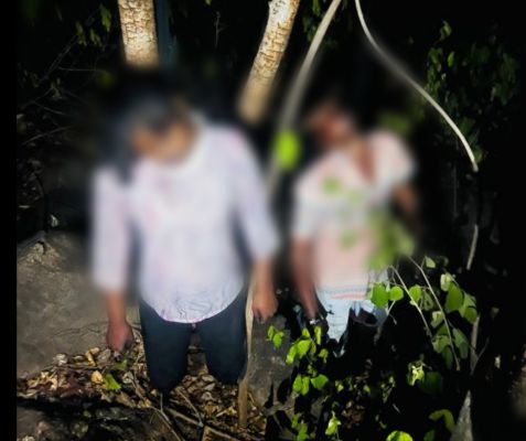 हत्या या आत्महत्या ? 2 नाबालिग प्रेमी जोड़े की पेड़ में लटकती मिली लाश,दोनों के नाक से बह रहा था खून....
