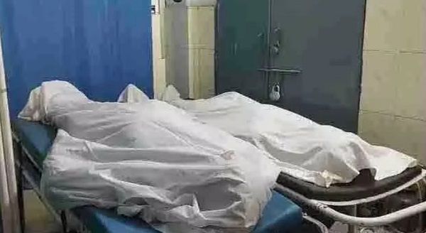  मिक्सर मशीन की सफाई करते वक्त करंट की चपेट में आने से दो मजदूरों की दर्दनाक मौत