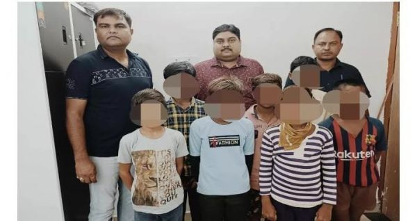 बड़ी सफलता: छत्तीसगढ़ की वंदे भारत एक्सप्रेस को पत्थर मार क्षतिग्रस्त करने वाले 7 गिरफ्तार...कहा -शीशे पर पत्थर मारने से सायरन की आवाज आती है