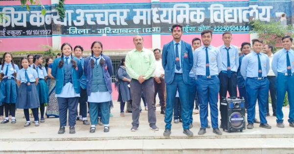 CG NEWS: स्वामी आत्मानंद शासकीय उत्कृष्ट अंग्रेजी माध्यम विद्यालय छुरा में छात्र संघ का चुनाव संपन्न, हेड बॉय के लिए लक्ष्मीकांत सिन्हा और हेड गर्ल के लिए अदिति सिंह हुए विजयी