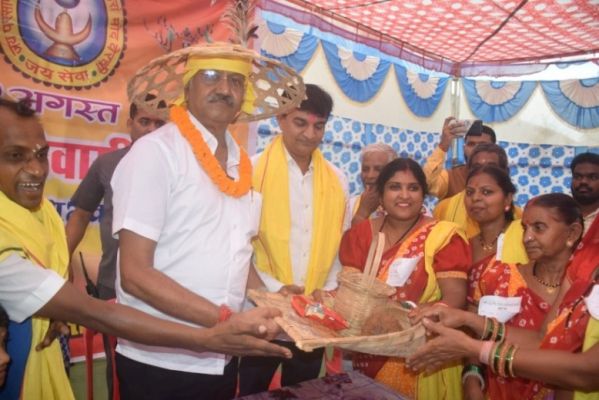 मोदी सरकार ने जनजातीय विकास के लिए 15 हजार करोड़ का पैकेज दिया : बृजमोहन