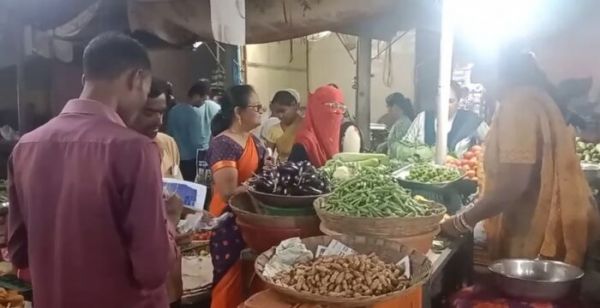 CG NEWS : महंगी सब्जी से लोगों को मिली राहत, टमाटर के गिरे दाम, बाकी सब्जियों के भी घटे दाम